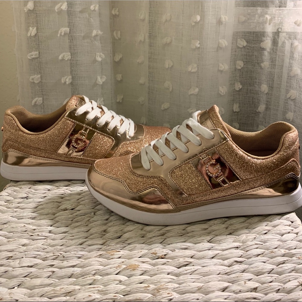 G BY GUESS Rose gold Sneakers 🔥🔥🔥